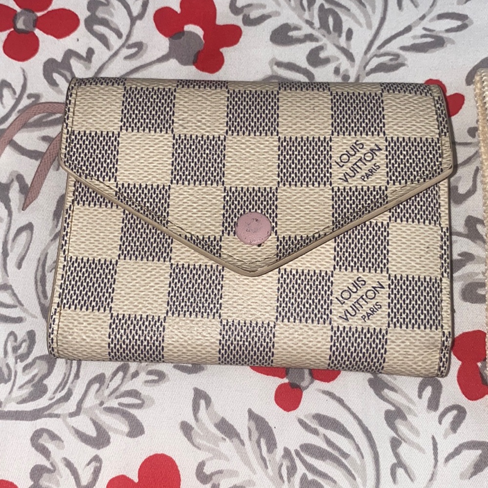 Louis Vuitton Victorine Wallet